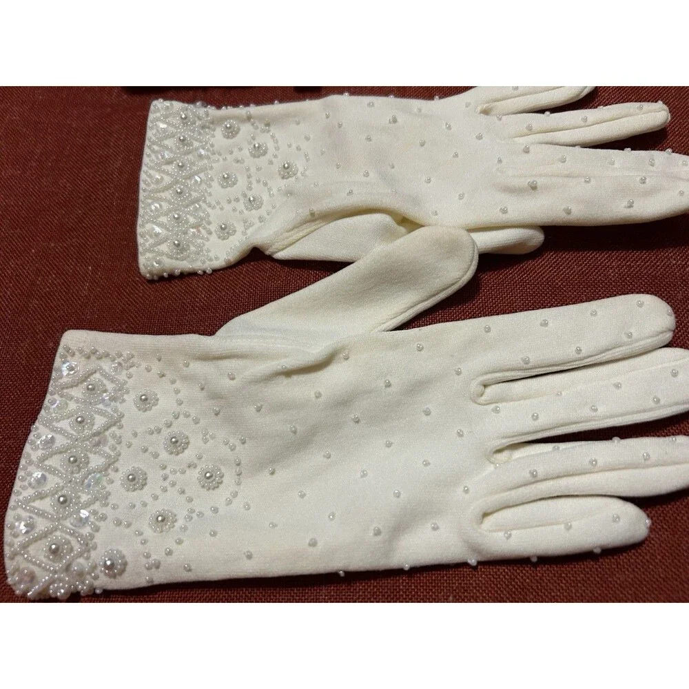 Vintage 50s La Regale Ivory White Beaded Sequin Clutch Bag Purse Gloves Set